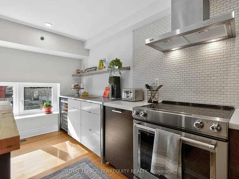 75 Markham St #1 — Photo 14