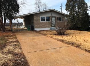 10249 Lilac Ave, Saint Louis, MO