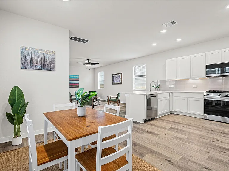 2086 Alice Jay Way — Photo 6