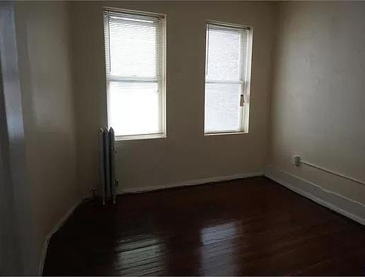 4th image of 520 Broadway #3B