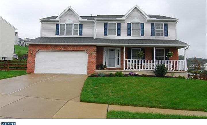 2nd image of 205 Longview Dr