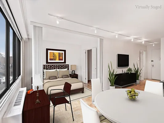 Sold by Sotheby's International Realty | media 3
