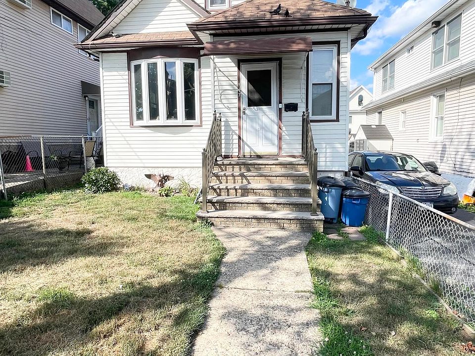 1st image of 147 Hamden Ave