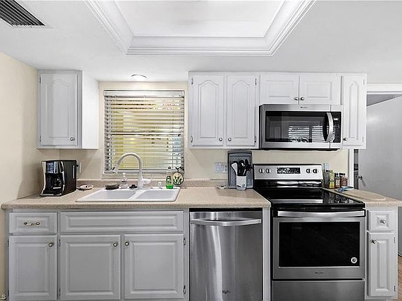 2nd image of 5560 Westwind Ln