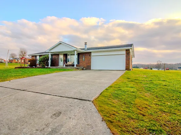 89 Cc Dr, Milton, WV 25541