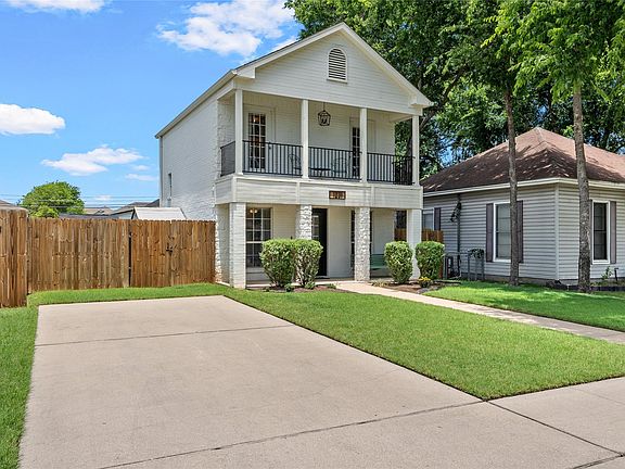4th image of 1231 Bagby Ave