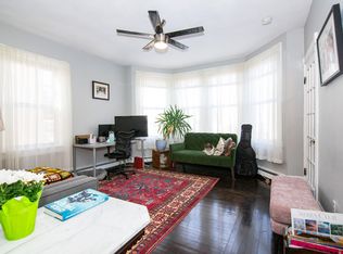 23 10th St, Providence, RI 02906