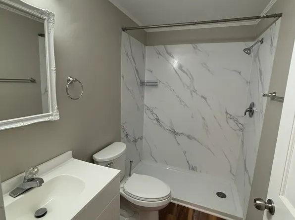 304 River Walk Dr #304, New Bern, NC 28560