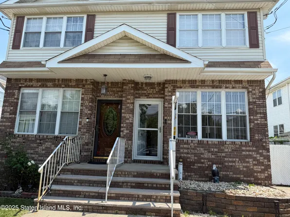 467 Ridgewood Ave, Staten Island, NY 10312
