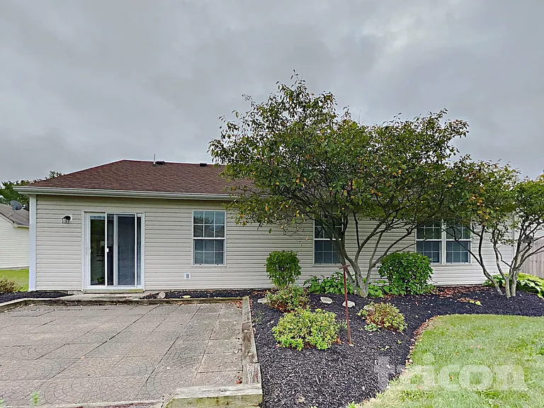 1270 Sherwood Dr — Photo 16