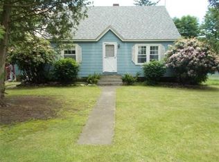 103 Burrage Ave, Leominster, MA 01453