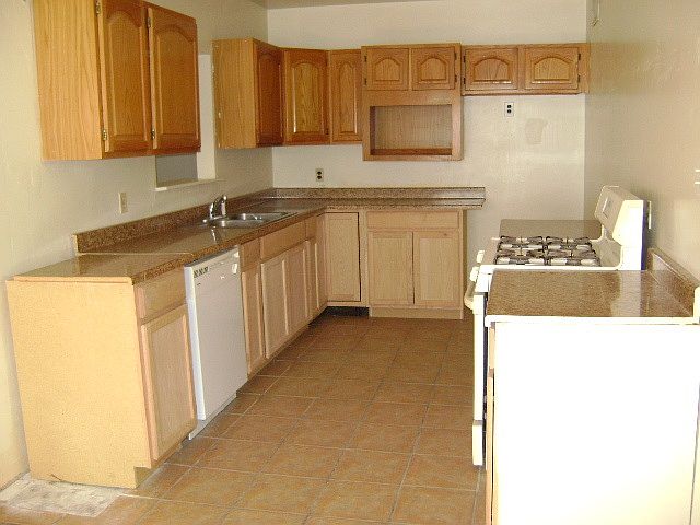 2nd image of 1306 S 9th Ave