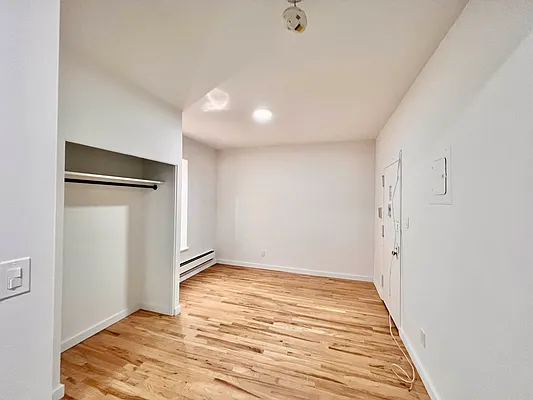 Rented by Hirsch Enterprises Incorporated | media 14