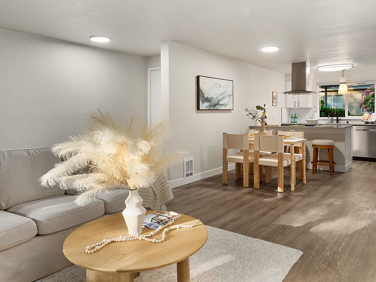 Westvue Apartments — Photo 5