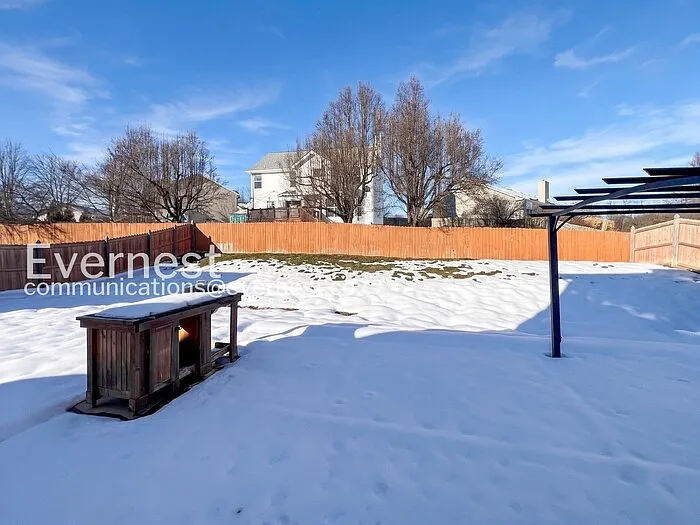 129 Royallbrook Ln — Photo 18