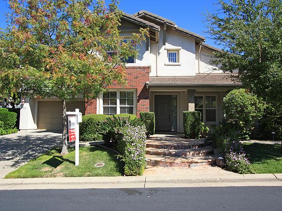 2nd image of 1425 Falcon Pointe Dr