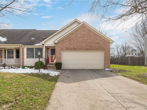 219 Bridgeport Dr, Elyria, OH 44035