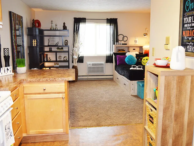 Kent Village Apartments — Photo 9