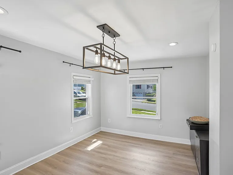 54 Allan Dr — Photo 19