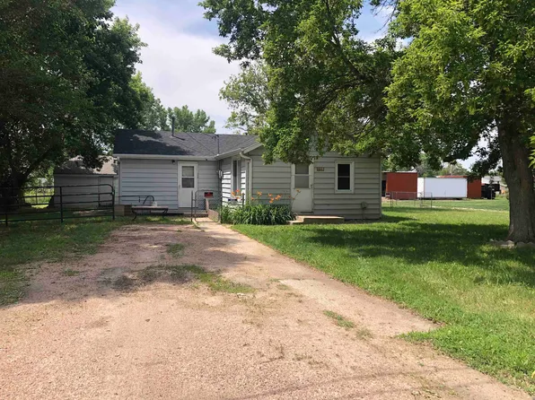 1308 E 14th street, North Platte, NE 69101