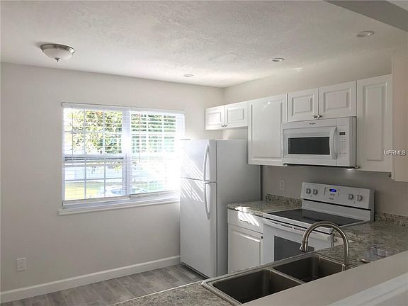 4th image of 1357 Landry Cir