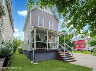 28 Hooker Pl, Staten Island, NY