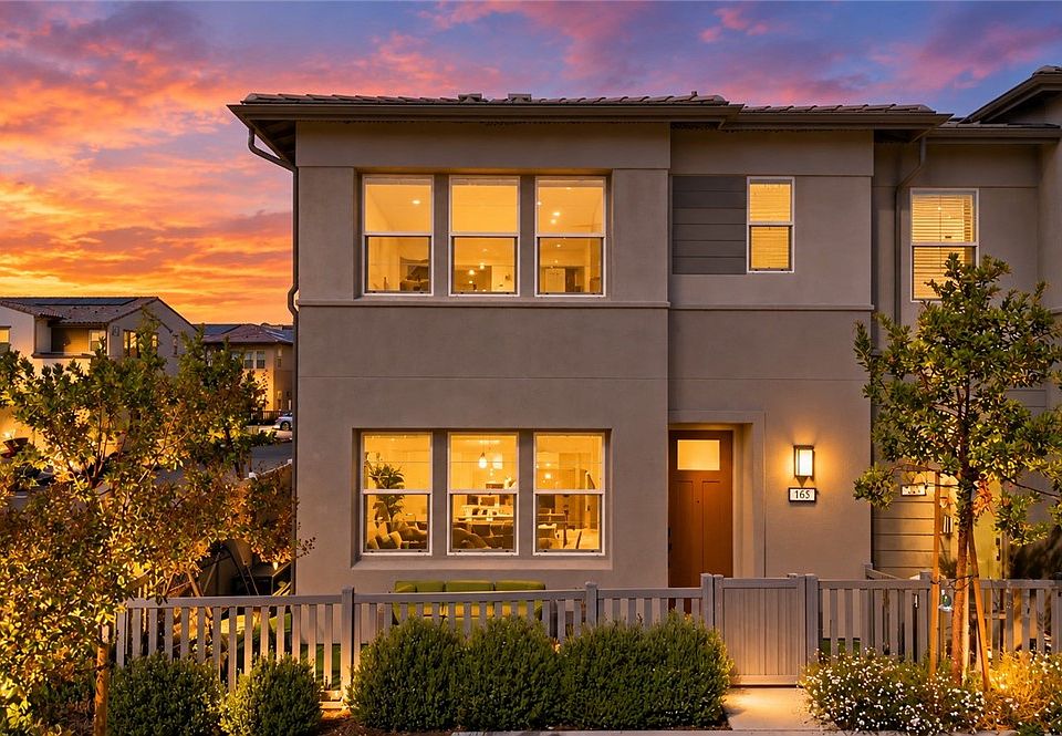 1st image of 165 Sunstone Pl