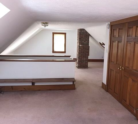 4th image of 150 Beach St #1