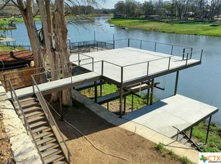 716 Schumans Beach Rd, New Braunfels, TX 78130