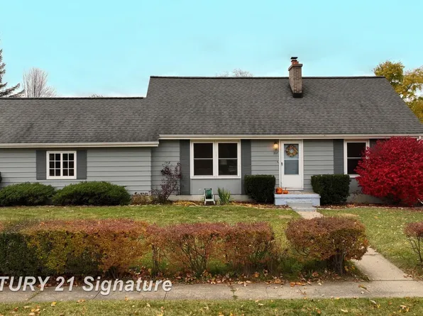 307 Sunnyside Dr, Flushing, MI 48433