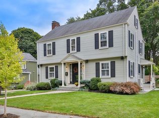 6 Oak Cir, Marblehead, MA 01945
