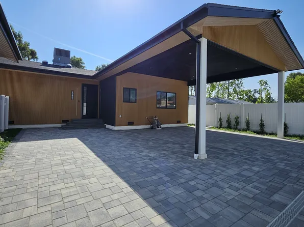 23455 Burbank Blvd, Woodland Hills, CA 91367