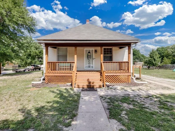 200 Kansas Ave, Stafford, KS 67578