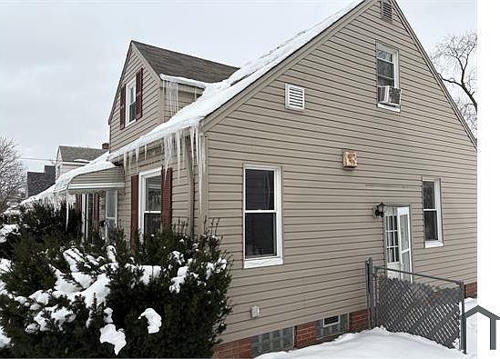 2nd image of 5655 Dunham Rd