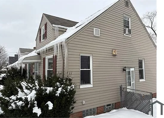 5655 Dunham Rd — Photo 2