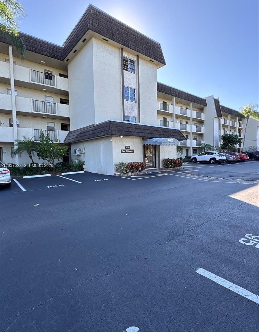 6080 NW 44th St APT 107