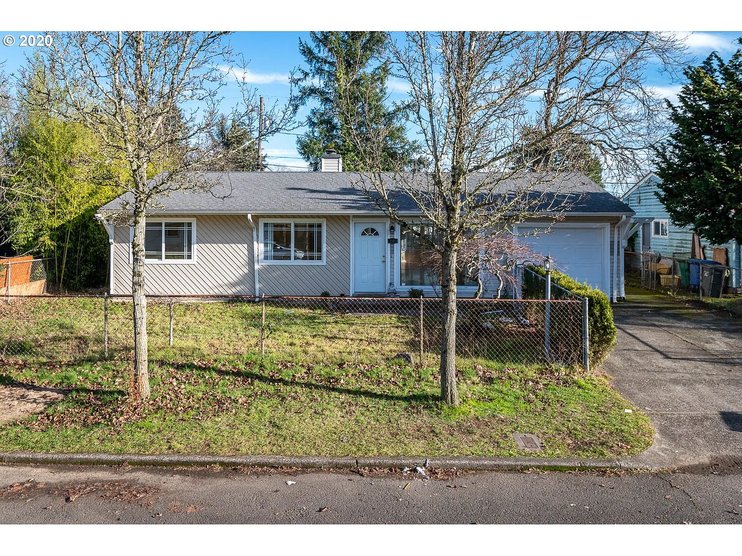 2304 SE 146th Ave photo 1