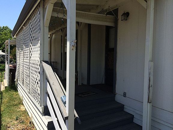 2nd image of 14 Sleepy Hollow Dr