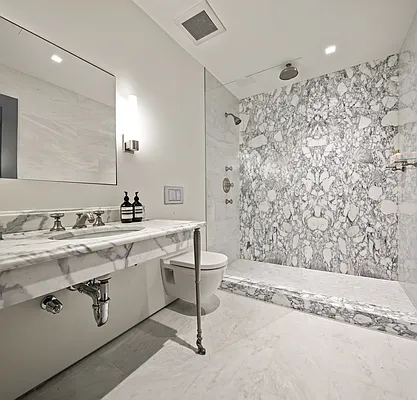 Sold by Compass | media 25