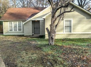 3892 Black Forest Dr, Memphis, TN 38128