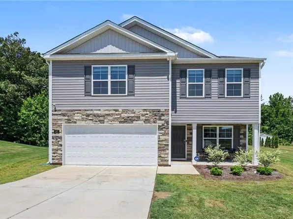 163 Green Mallard Way, Mayodan, NC 27027