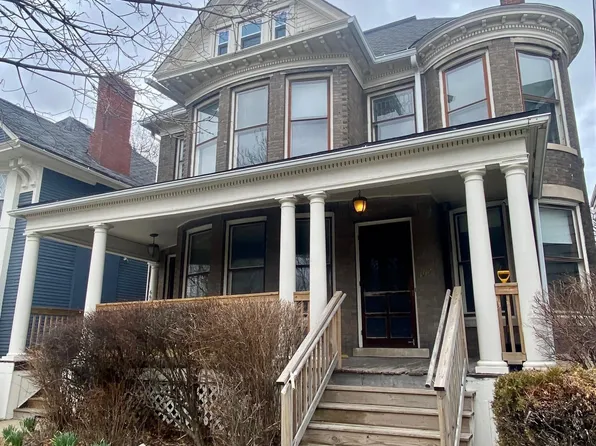 662 Van Dyke St, Detroit, MI 48214