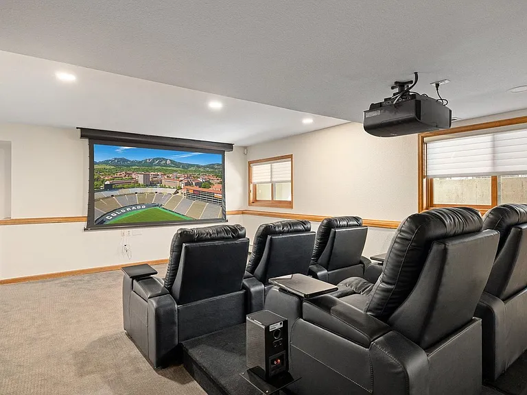 3966 Promontory Ct — Photo 23
