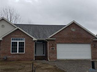 25 Crabtree Ct, Swanton, OH 43558