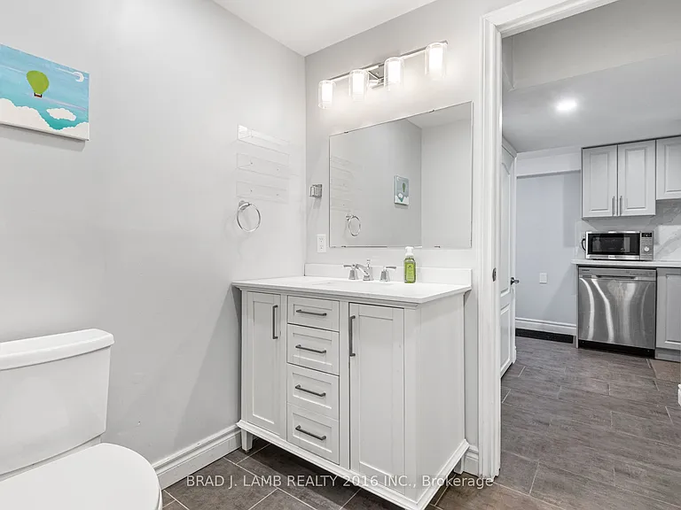 3 Hearson St #BASEMENT — Photo 30