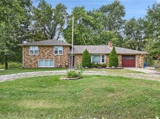 48 Summit Dr, Glen Carbon, IL