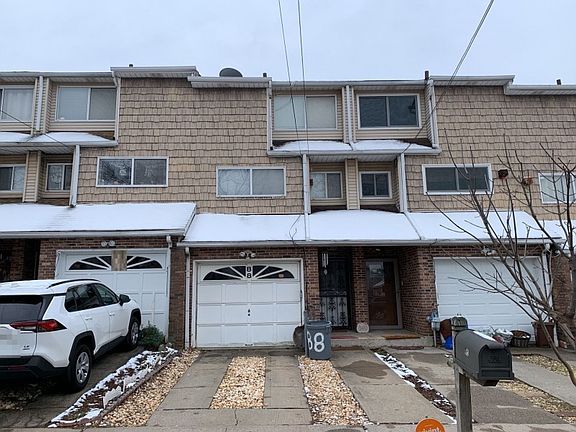 2nd image of 88 Westbrook Ave
