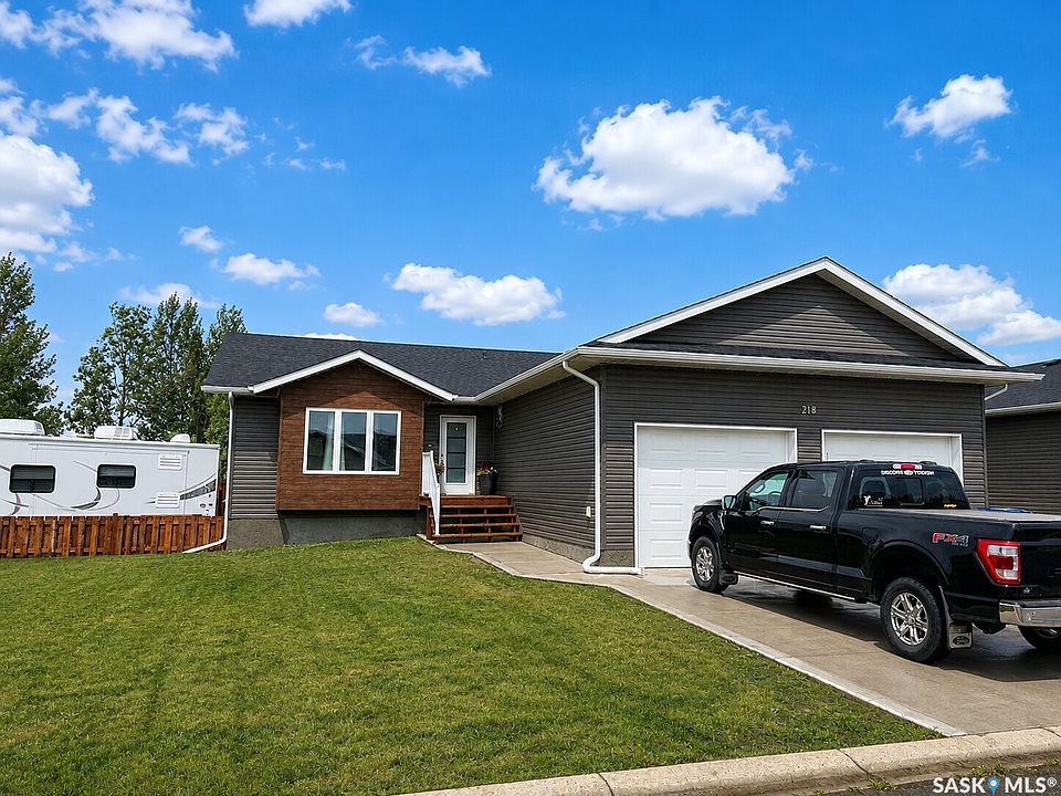 1st image of 218 Kestrel Court