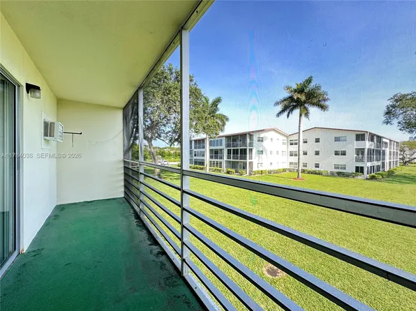 569 Fanshaw N #569, Boca Raton, FL 33434
