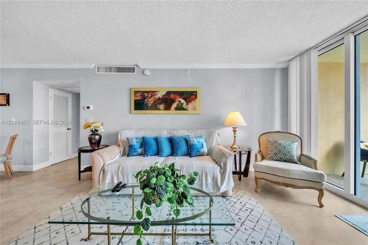 Building Photo - 2501 S Ocean Dr #838